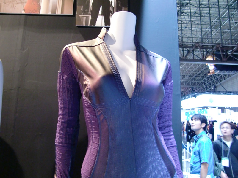 Illustration for article titled Milla Jovovich Isn't in Japan, But Her Clothes Are